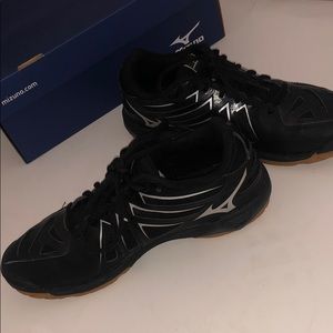 Mizuno Wave Hurricane 3 Volleyball Shoes